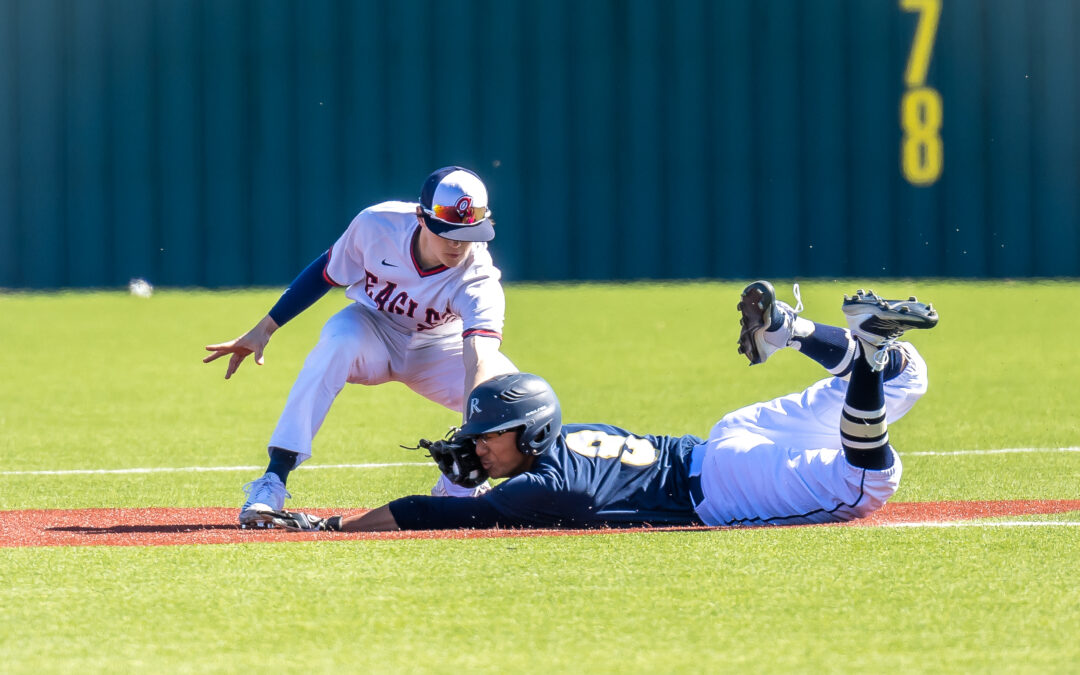 Taking Baseball Photos from Inside the Fence at a Highschool Game