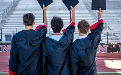 Class of 2026: What Time of Year is Right for Your Senior’s Session?