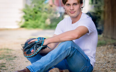 Why Summer Might Be the Sweet Spot for Your 2027 Senior’s Session ☀️📸