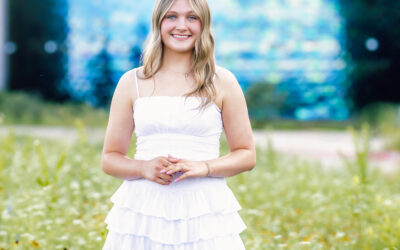 Short and Sweet: Why I Love Mini Sessions for Senior Portraits